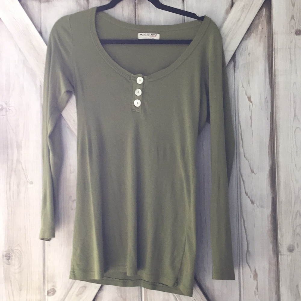 Michael Stars top, one size fits most. Green.